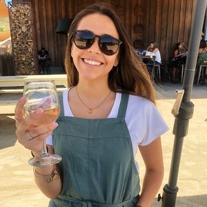 Meet your Posher, Julisa